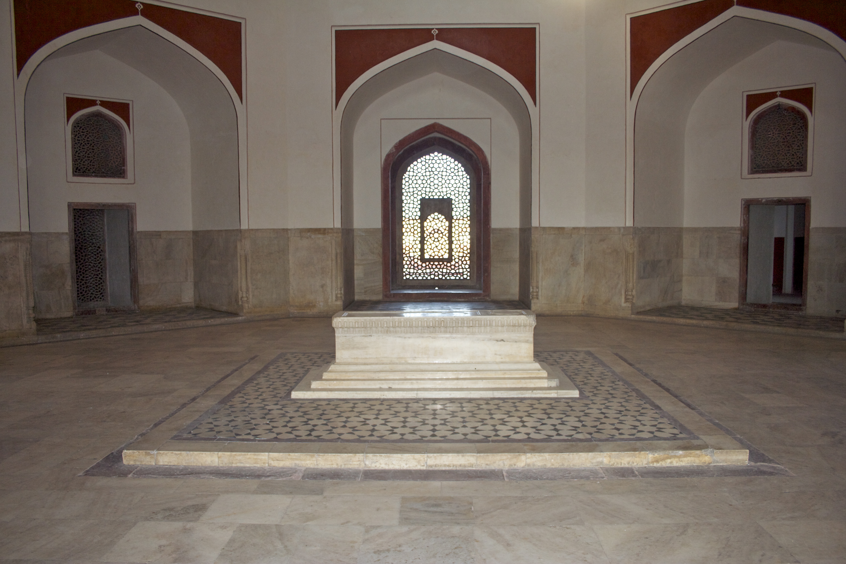  image Isa Khan Niyazi's Tomb